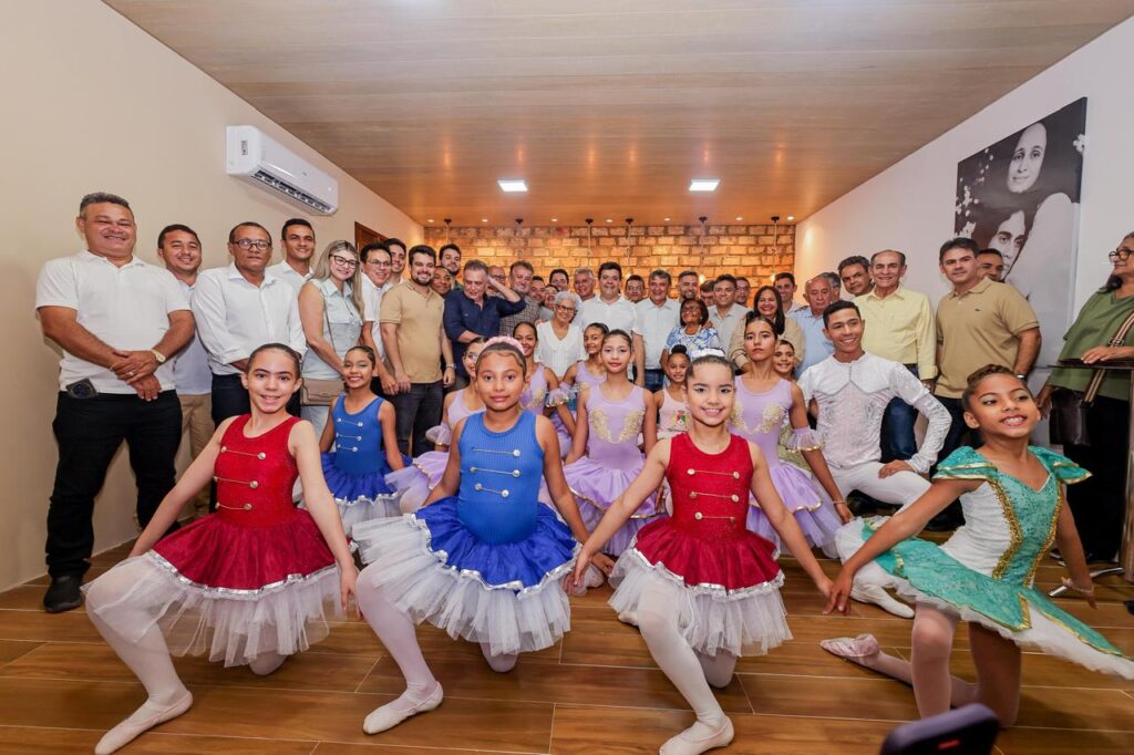 Rafael Fonteles inaugura Palácio das Artes e libera crédito para empreendedores em Campo Maior