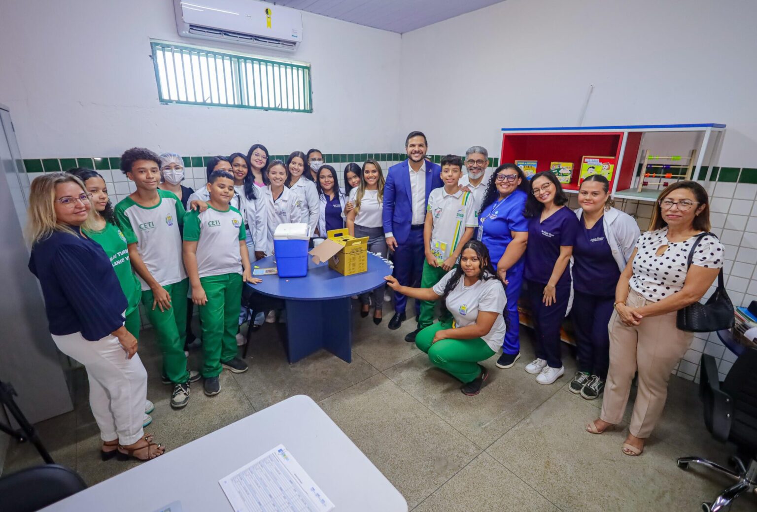 Campanha de vacinação nas escolas públicas estaduais garante saúde preventiva para estudantes