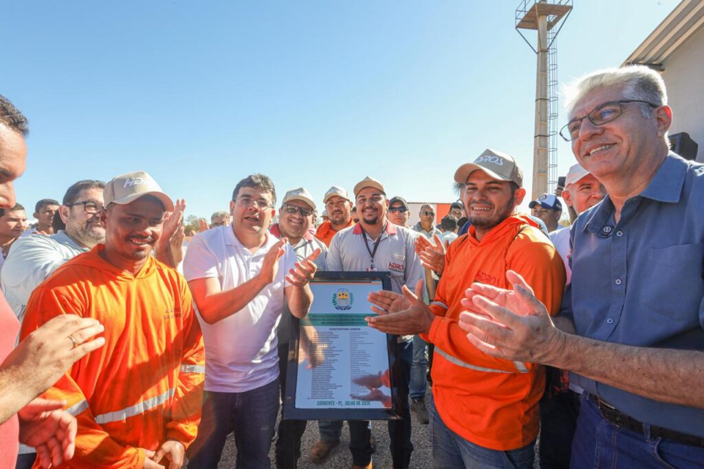 Governador inaugura aeródromo de Corrente com investimento superior a R$ 7 milhões