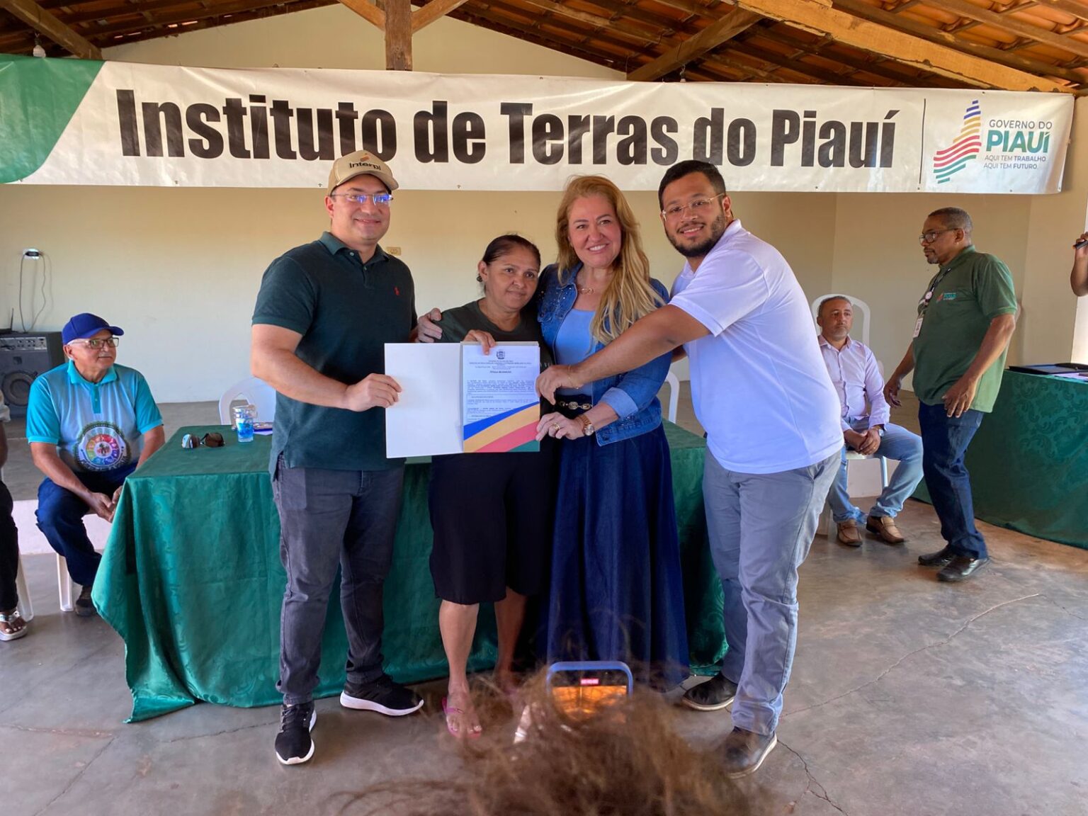 Regularização Fundiária avança no Piauí com entrega de Cadastro Ambiental Rural e títulos de terra