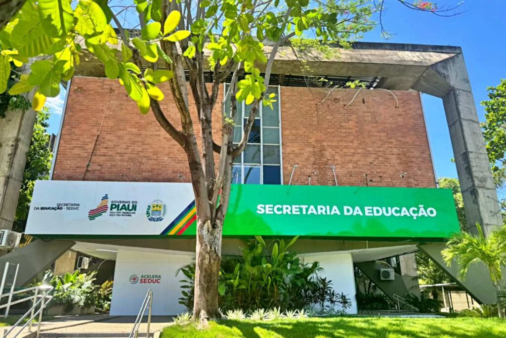Seduc abre seleção para professores e técnicos em áreas estratégicas da rede estadual