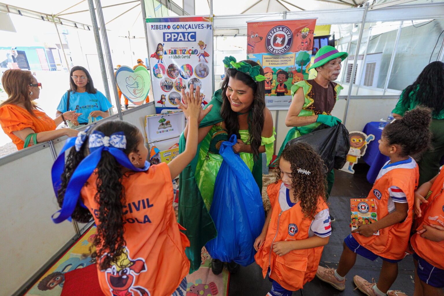 Pacto pelas Crianças leva ações para a 7ª edição do Diálogos pelo Piauí em Uruçuí