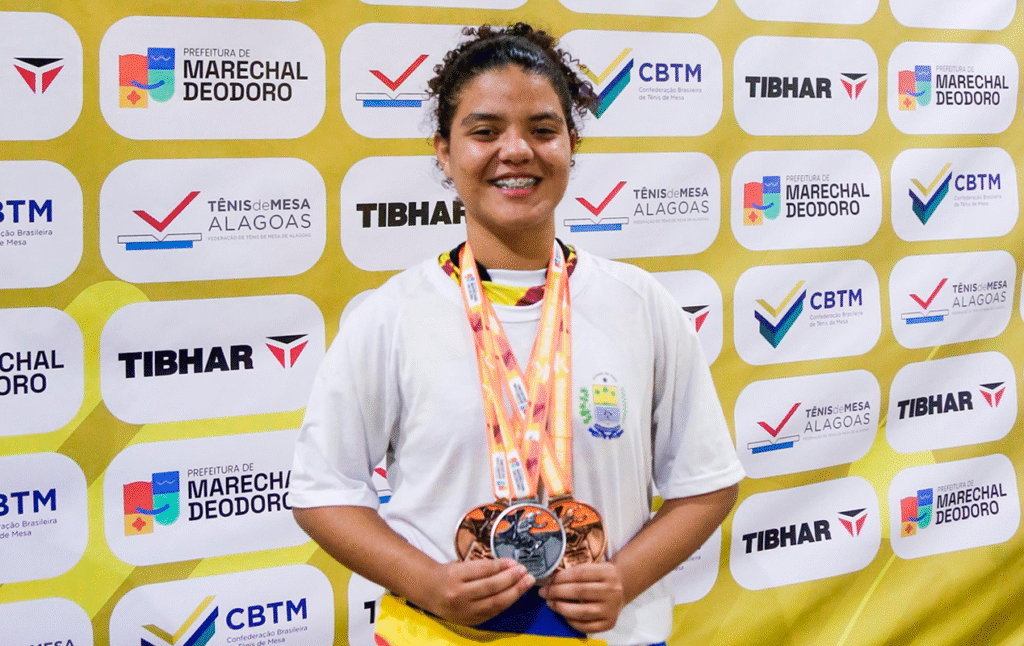 Estudante piauiense conquista três medalhas na Copa Brasil de Tênis de Mesa
