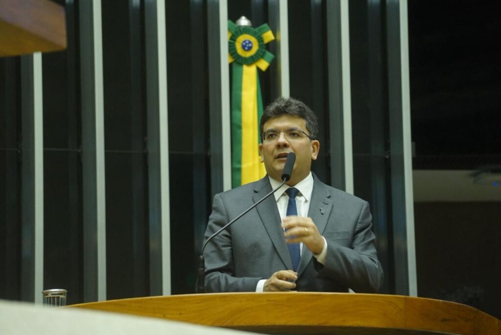 Em homenagem à Alepi, Rafael Fonteles destaca importância do Parlamento para a democracia