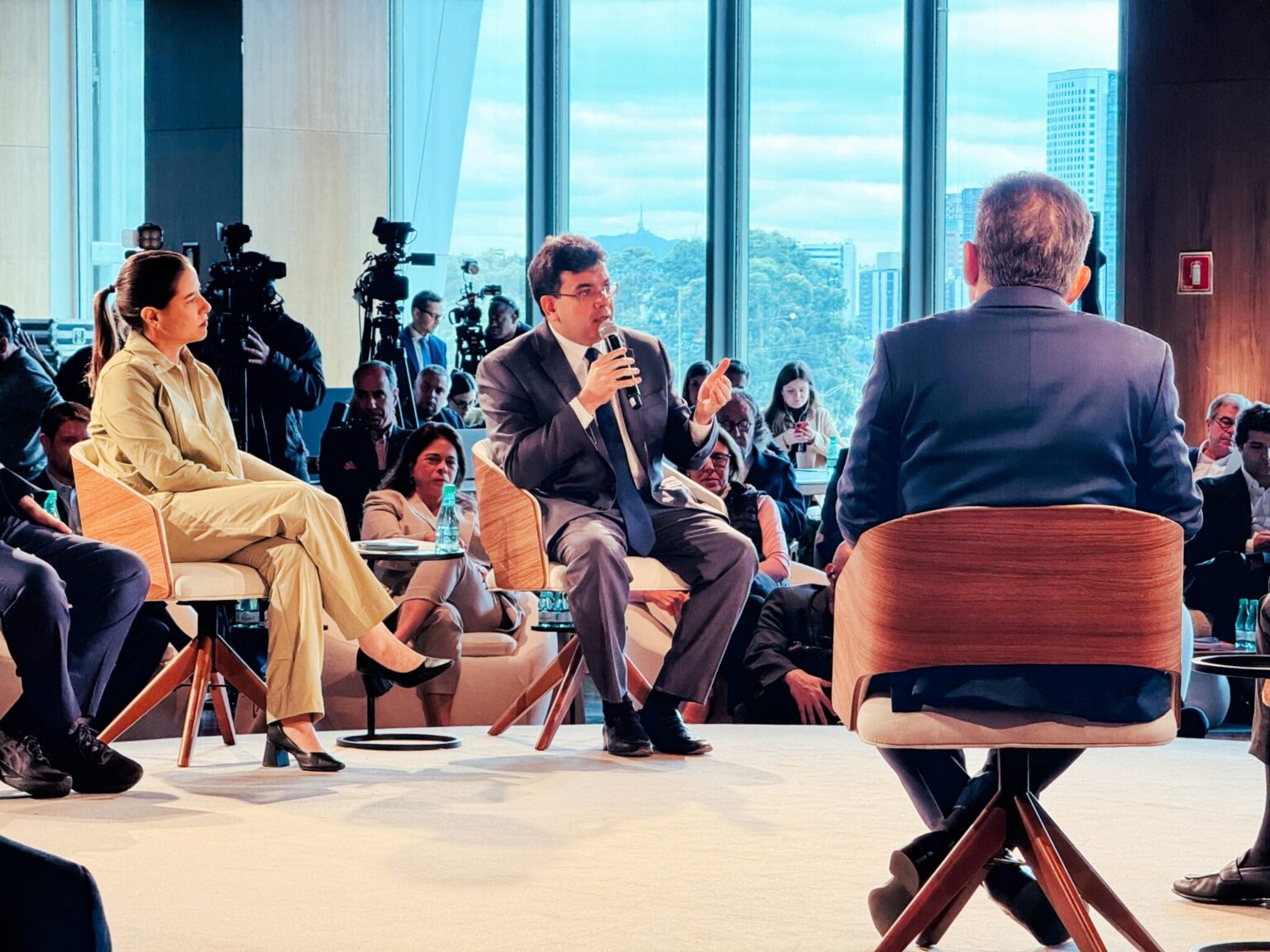 Rafael Fonteles apresenta experiências do Piauí em segurança pública no Encontro de Líderes da Comunitas