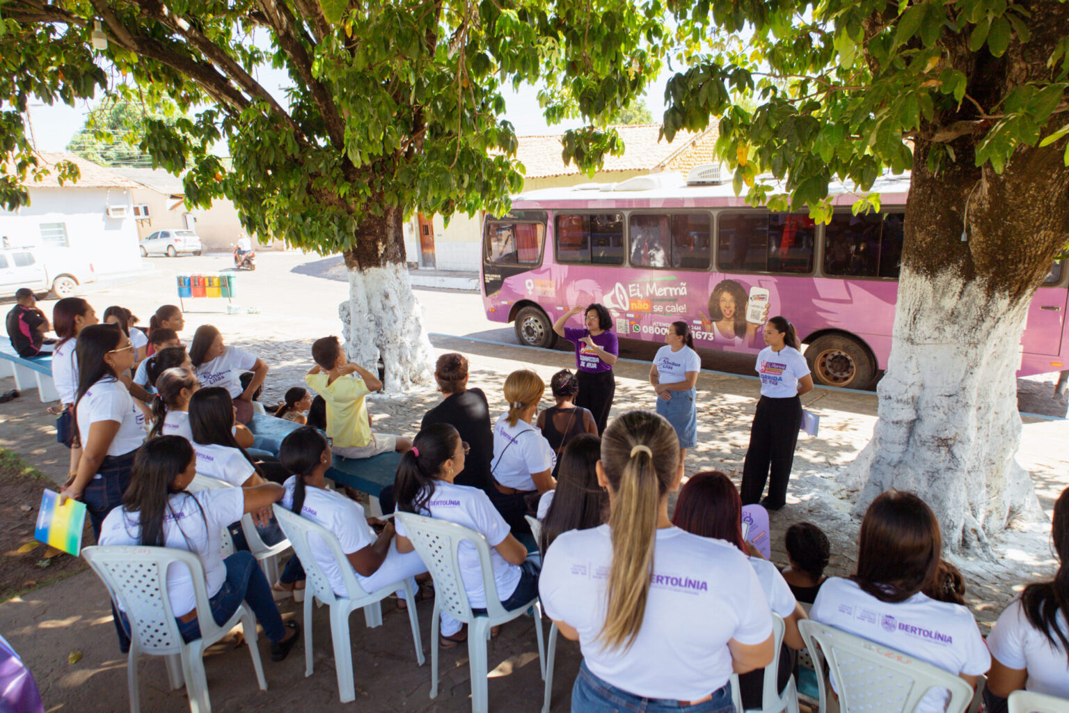 Carreta da Mamografia realiza atendimentos na Casa da Mulher Brasileira em Teresina