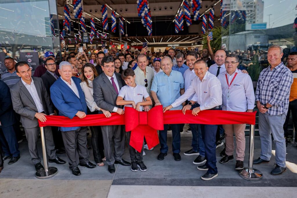 Em inauguração da 12ª loja do Grupo Mateus no Piauí, Rafael Fonteles destaca geração de emprego e renda