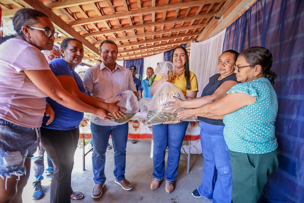 Sada realiza entrega de sistema de produção de alimentos para famílias da zona rural de José de Freitas