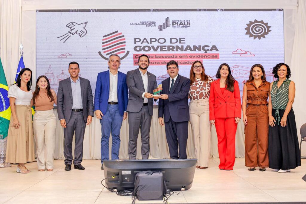 Governo do Piauí participa de evento no Paraná e prepara imersão técnica para equipe premiada