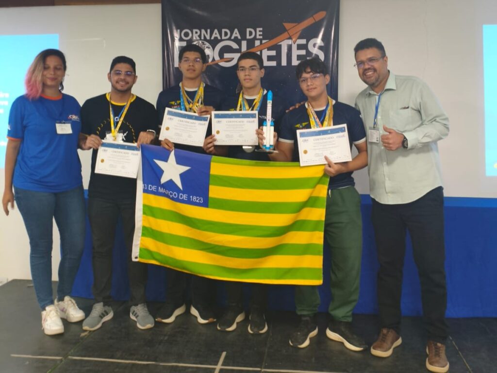 Estudantes da rede estadual conquistam 16 medalhas de ouro na Olimpíada Brasileira de Foguetes