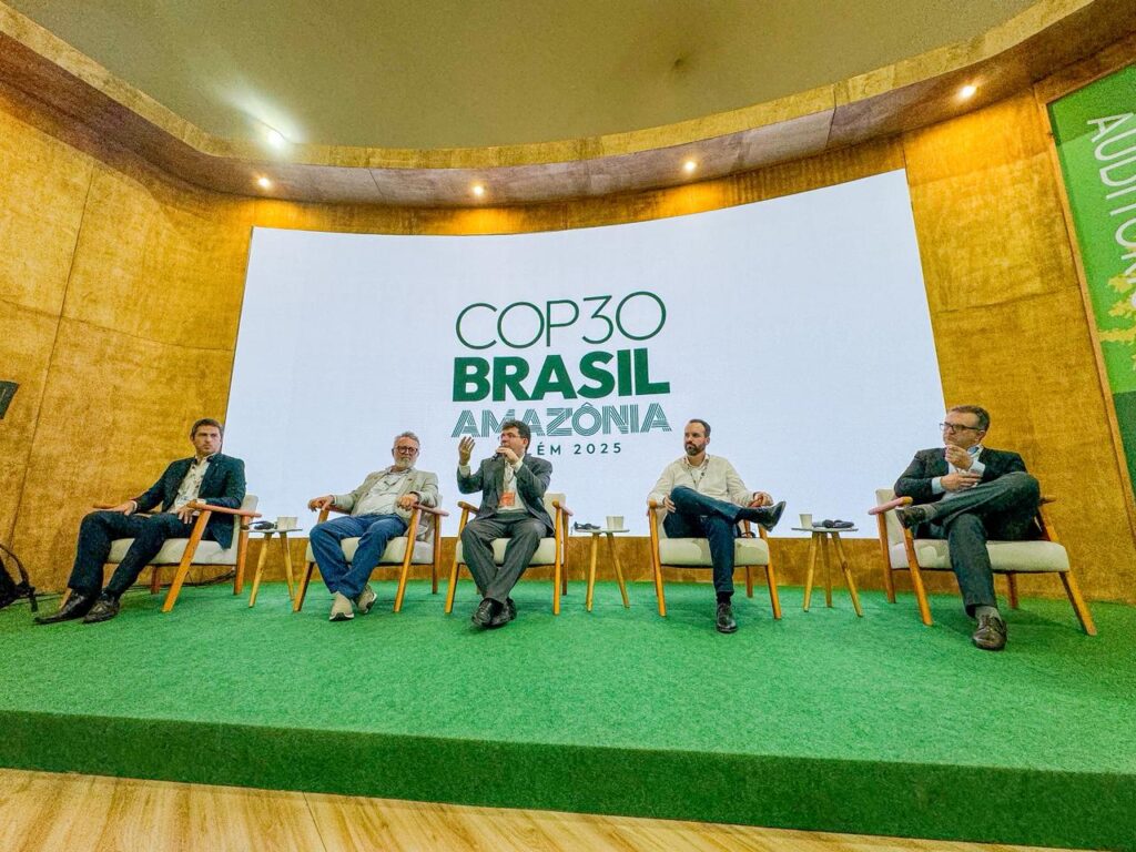 COP30: Rafael Fonteles apresenta estratégias do Piauí para neutralidade climática, com valorização de biomas e transição energética