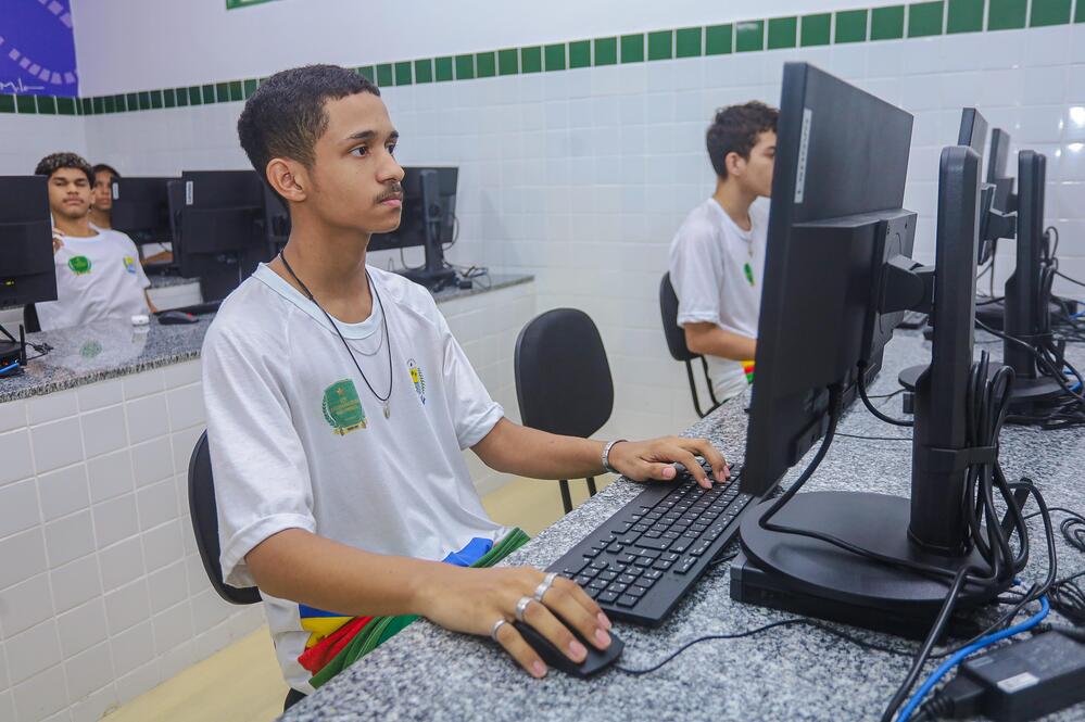 Governo do Piauí lança maior pacote de qualificação profissional da história nesta segunda (24)