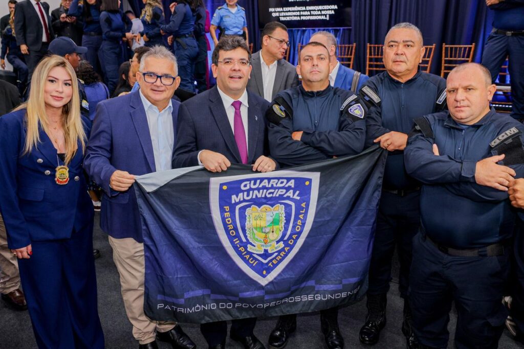 Formatura de 65 guardas municipais reforça integração das forças de segurança pública do Piauí e Maranhão