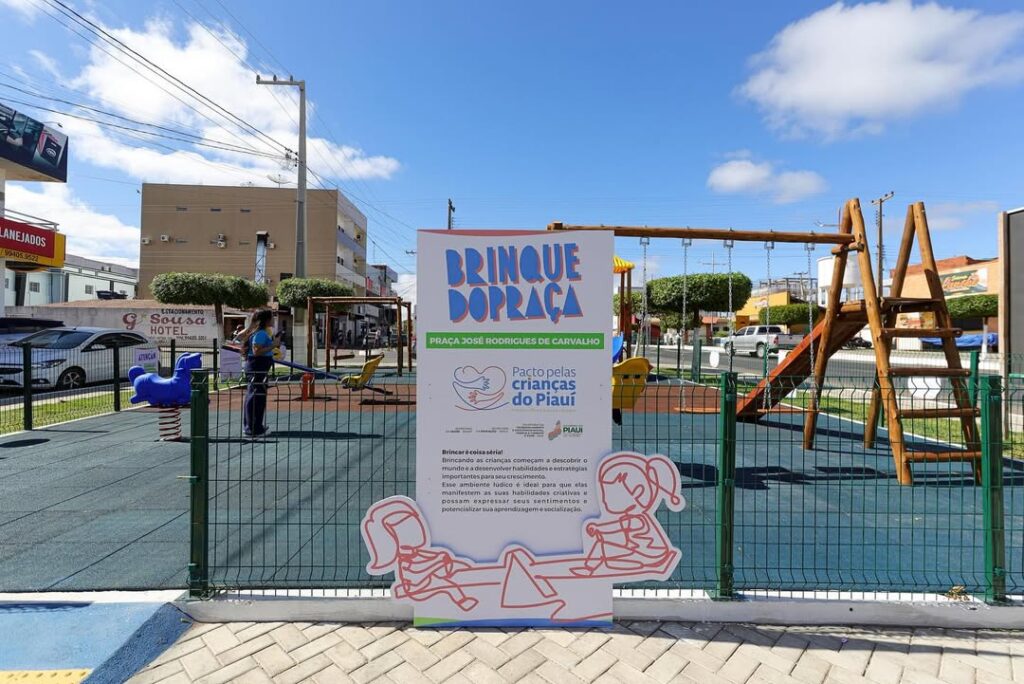 Brinquedopraças ampliam opções de lazer e fortalecem o desenvolvimento infantil em 17 municípios piauienses