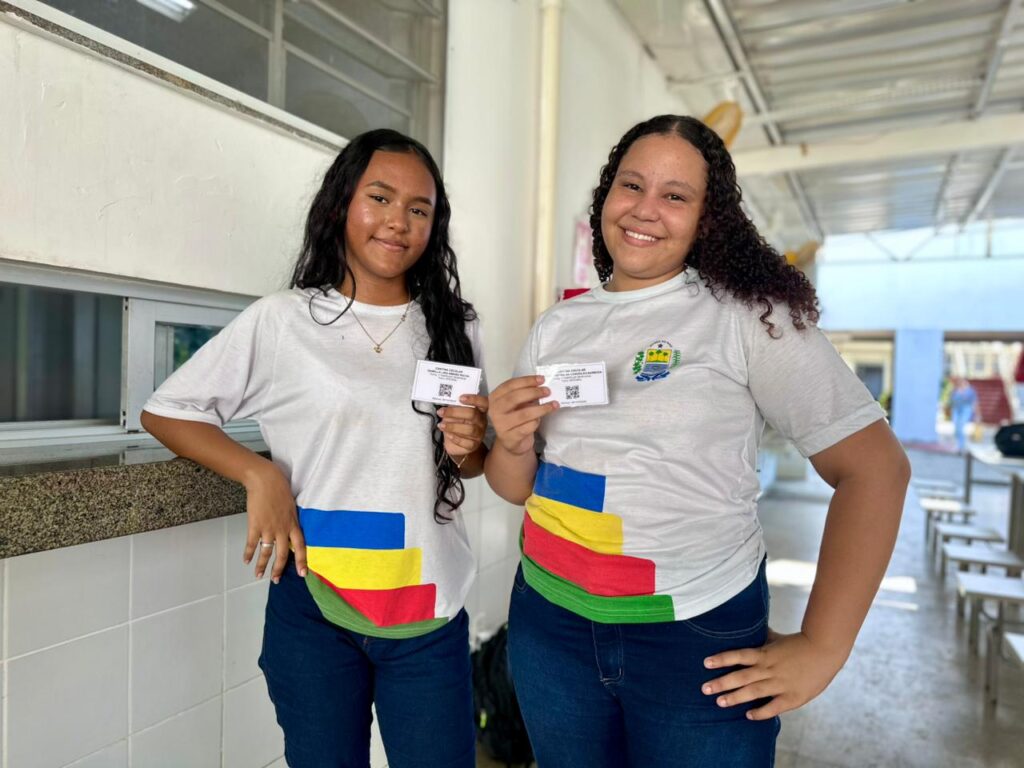 Estudantes da rede estadual criam plataforma digital para monitorar merenda escolar em Teresina