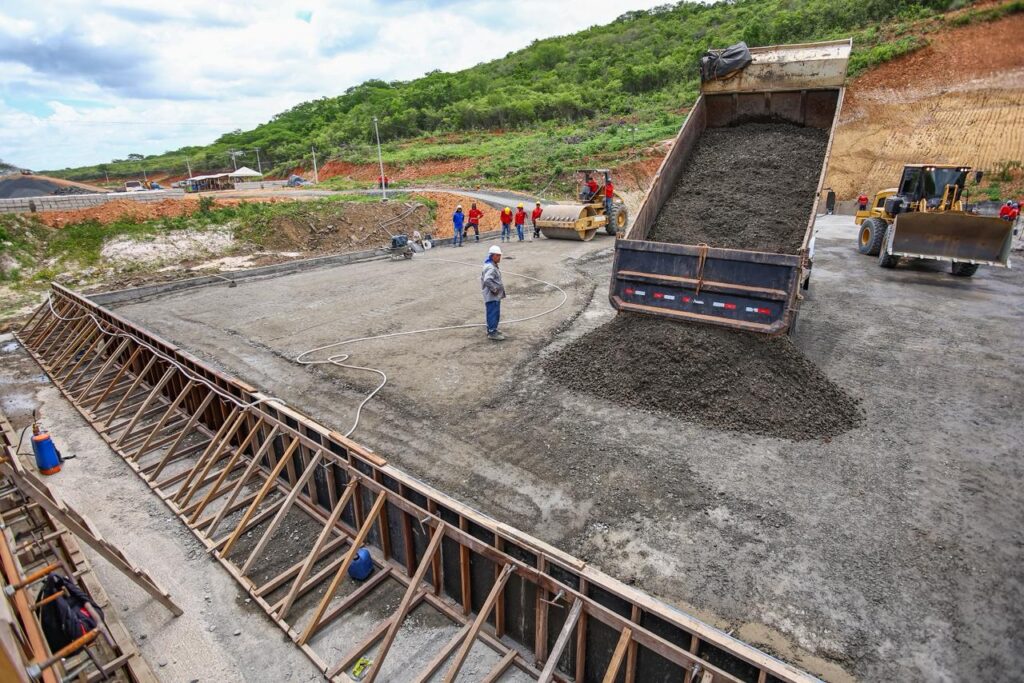 Ministro Waldez Góes garante R$ 240 milhões para barragem Nova Algodões, que beneficiará até 65 mil pessoas