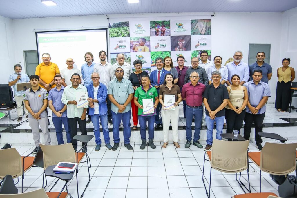 SAF realiza assinatura de contratos de assistência técnica do projeto Piauí Sustentável e Inclusivo