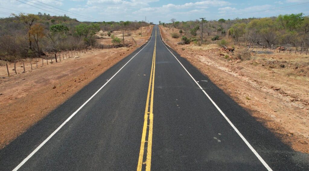 Santa Cruz dos Milagres: DER-PI finaliza obras na PI-225 e garante acessos seguros ao santuário na Semana Santa
