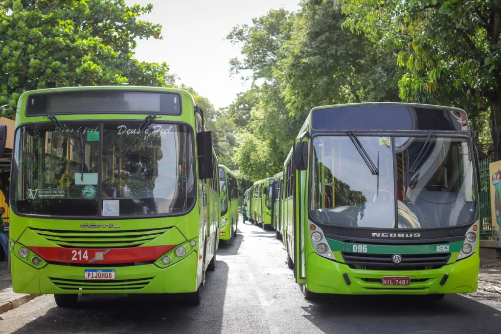 GREVE DE ÔNIBUS PODE COMEÇAR NA SEGUNDA-FEIRA EM TERESINA APÓS IMPASSE EM NEGOCIAÇÃO